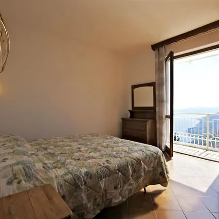 Nyaraló With View